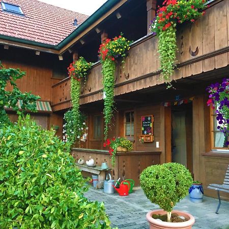 Bnb Deheimelig Huttwil Exterior photo