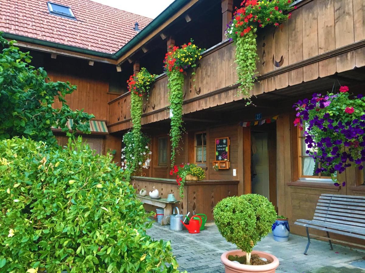 Bnb Deheimelig Huttwil Exterior photo